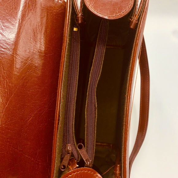 MARCHINO BROWN LEATHER PURSE w/adjustable strap - Picture 5 of 5